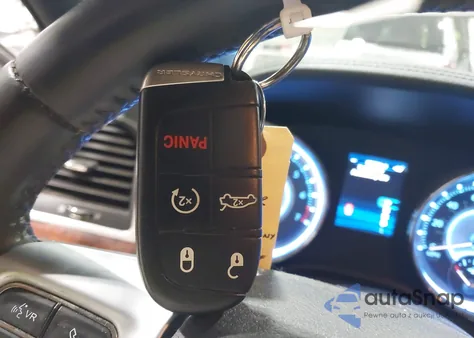 2012 Chrysler 300 Limited z USA, uszkodzony, nr VIN 2C3CCAHG4CH184942